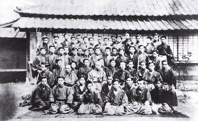 華浦医学校校舎・生徒写真